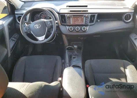 2016 Toyota Rav4 Le z USA, uszkodzony, nr VIN 2T3ZFREV8GW247013